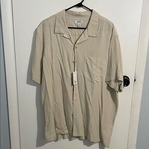 Croft & Barrow Cream Casual Button Down Shirt